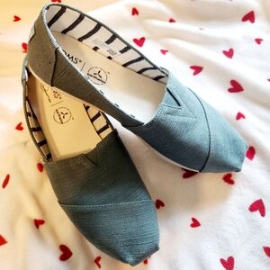 TOMS alpargata Shoes size 11 Silver Pine Heritage Canvas NWT